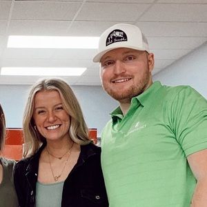 Meet your Posher, Tenaya